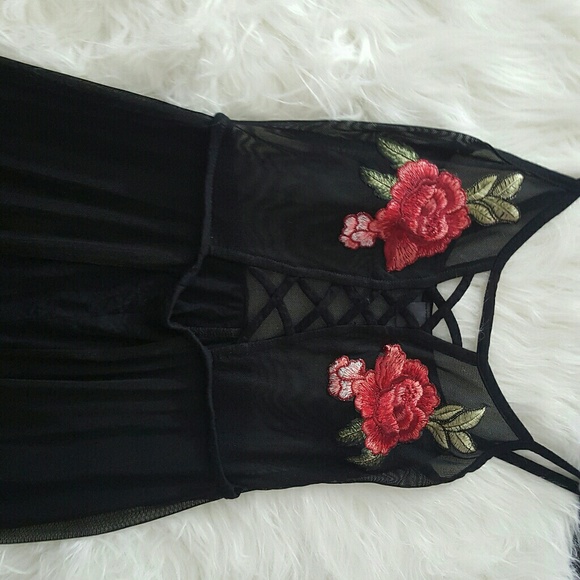 Romper - Picture 3 of 5